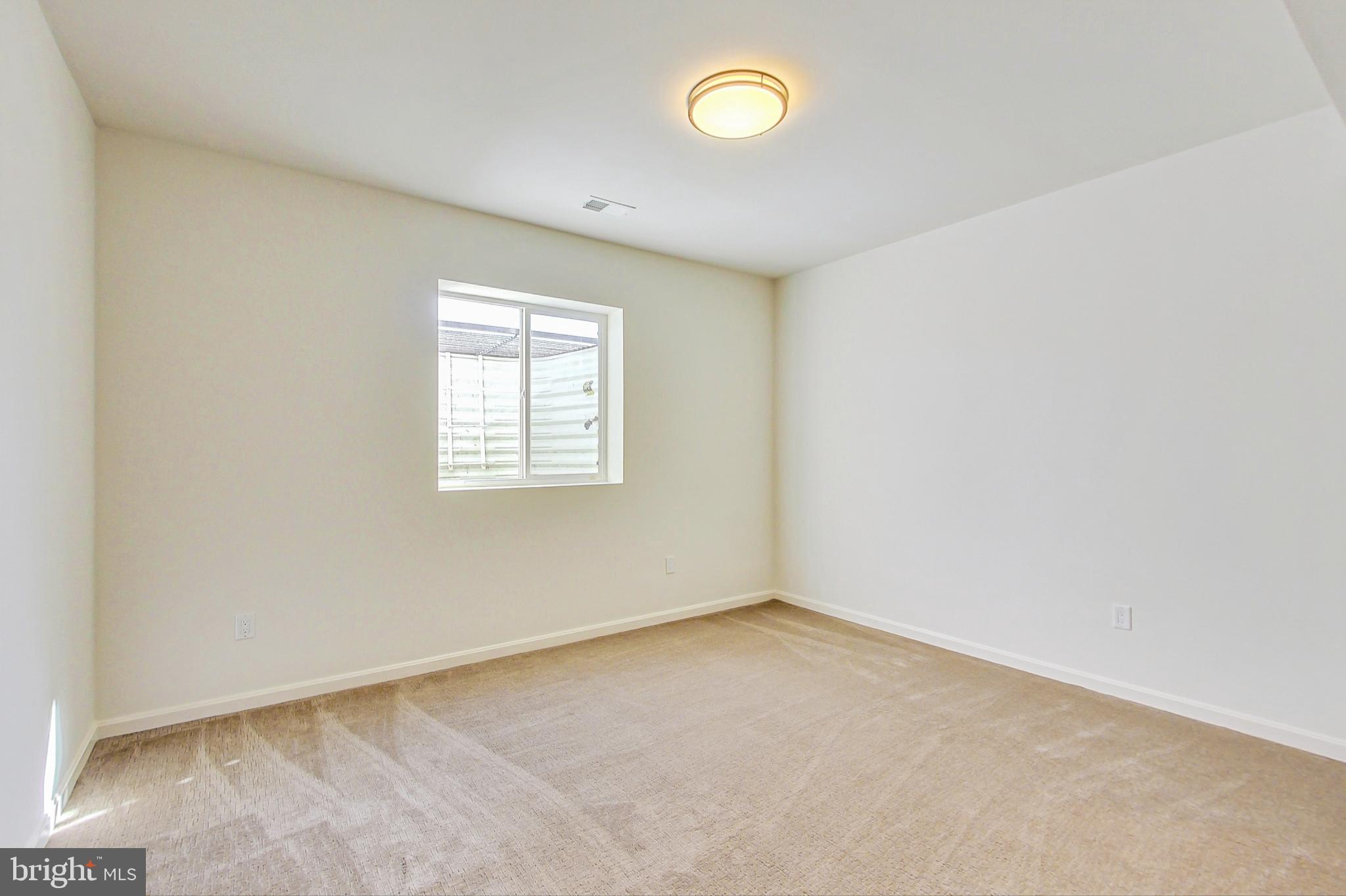 LEIGHLAND MEADOWS - Residential