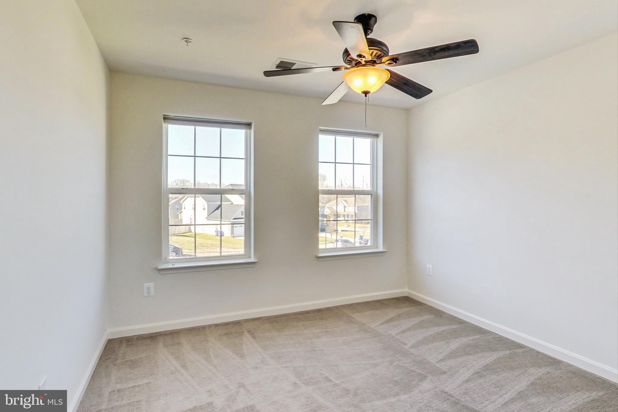 LEIGHLAND MEADOWS - Residential