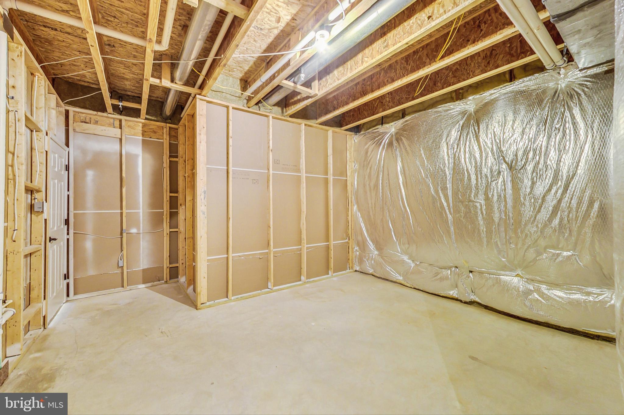 LEIGHLAND MEADOWS - Residential