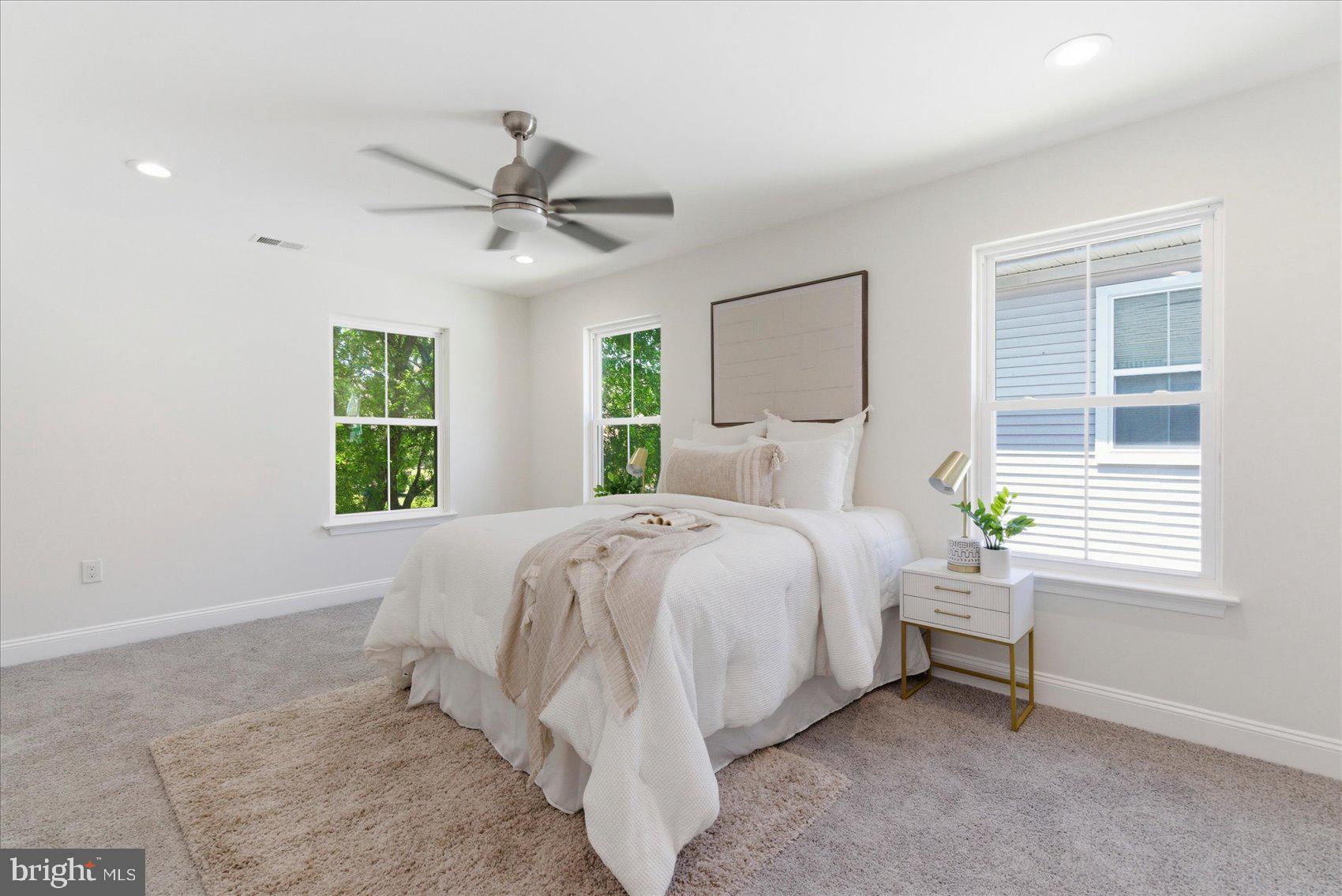 HERITAGE CROSSING - Residential