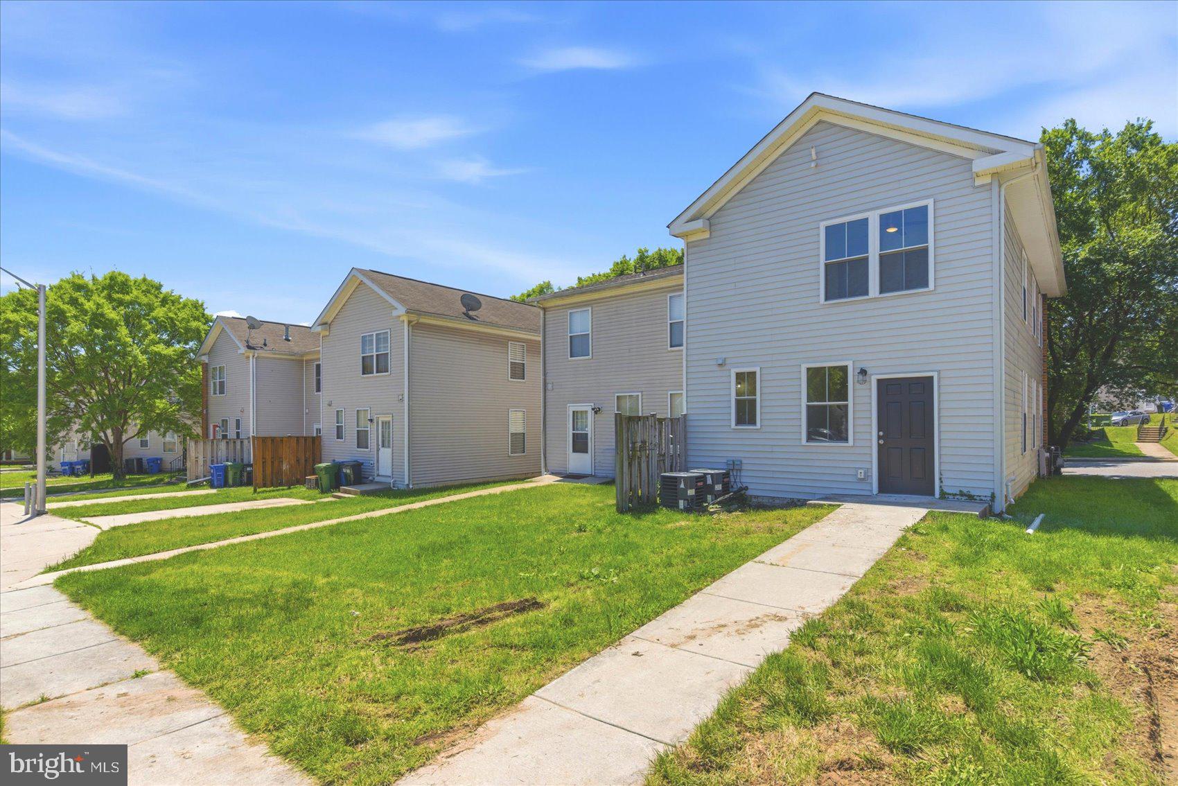 HERITAGE CROSSING - Residential