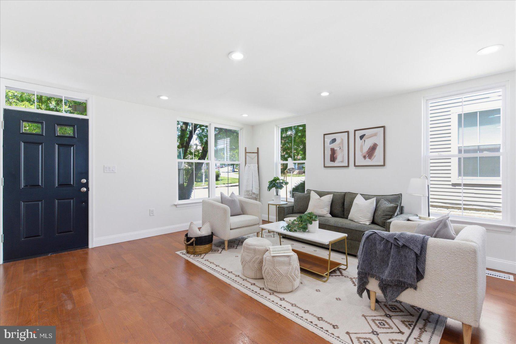 HERITAGE CROSSING - Residential