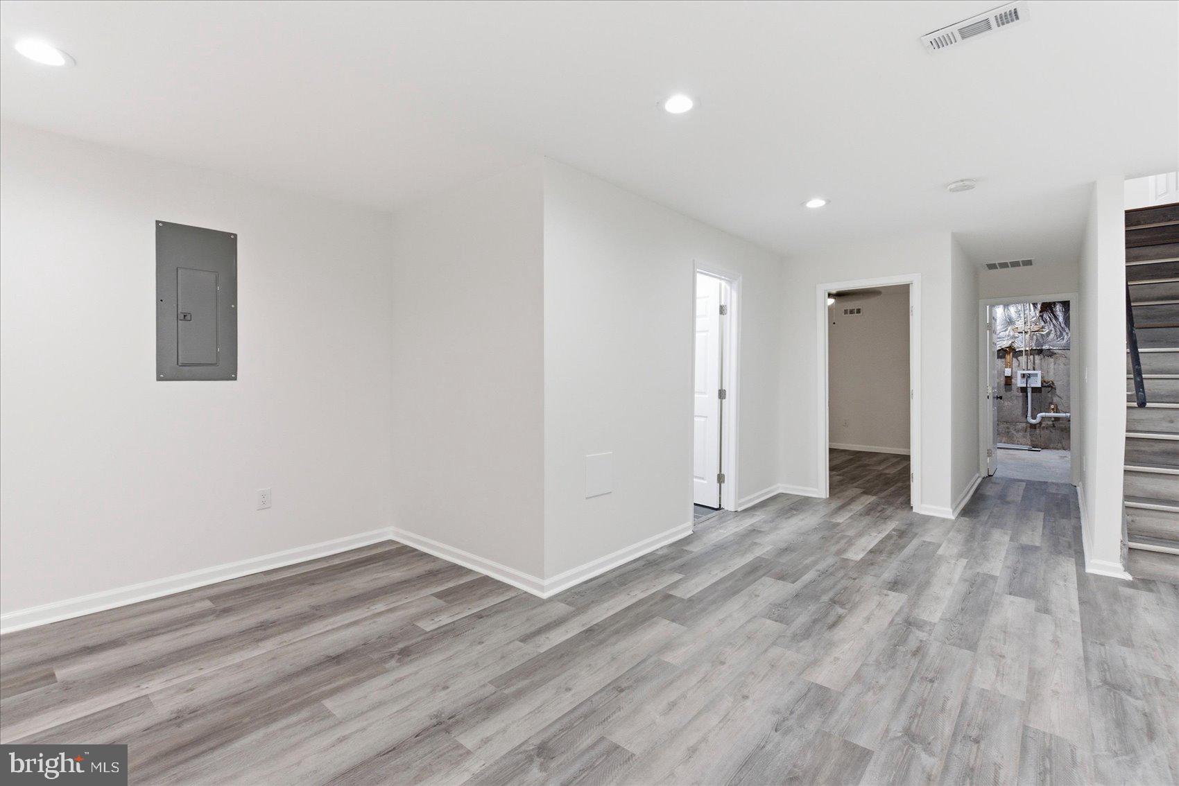 HERITAGE CROSSING - Residential
