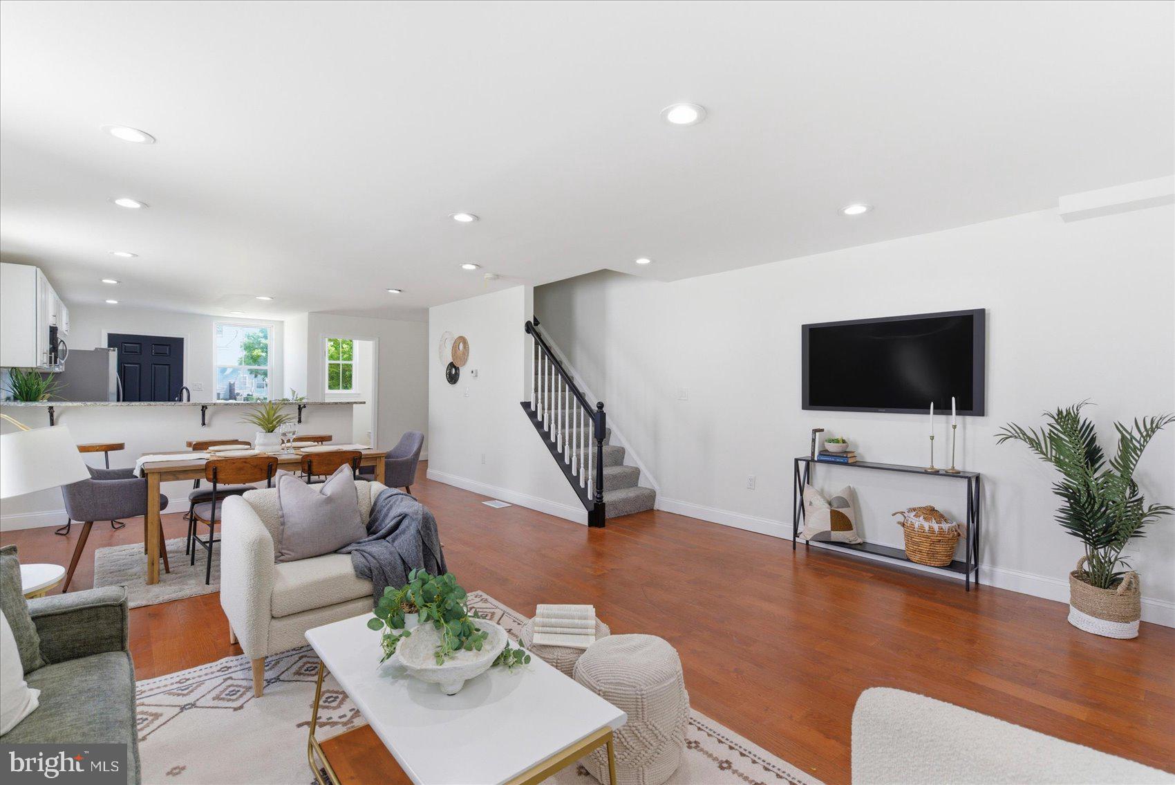 HERITAGE CROSSING - Residential