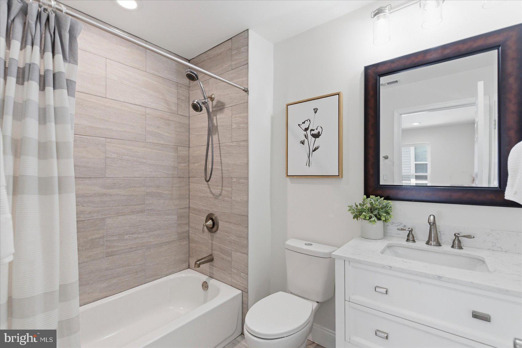 HERITAGE CROSSING - Residential