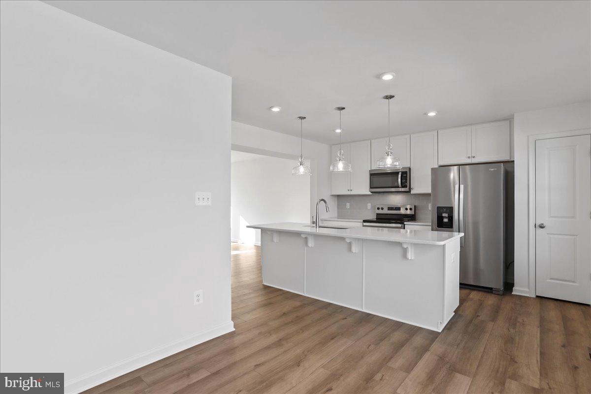 OVERLOOK AT RIVERSIDE TOWNHOMES - Residential Lease