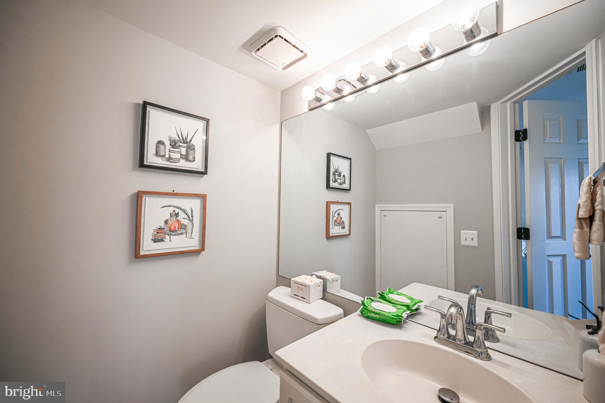 CHATHAM GREEN - Residential Lease