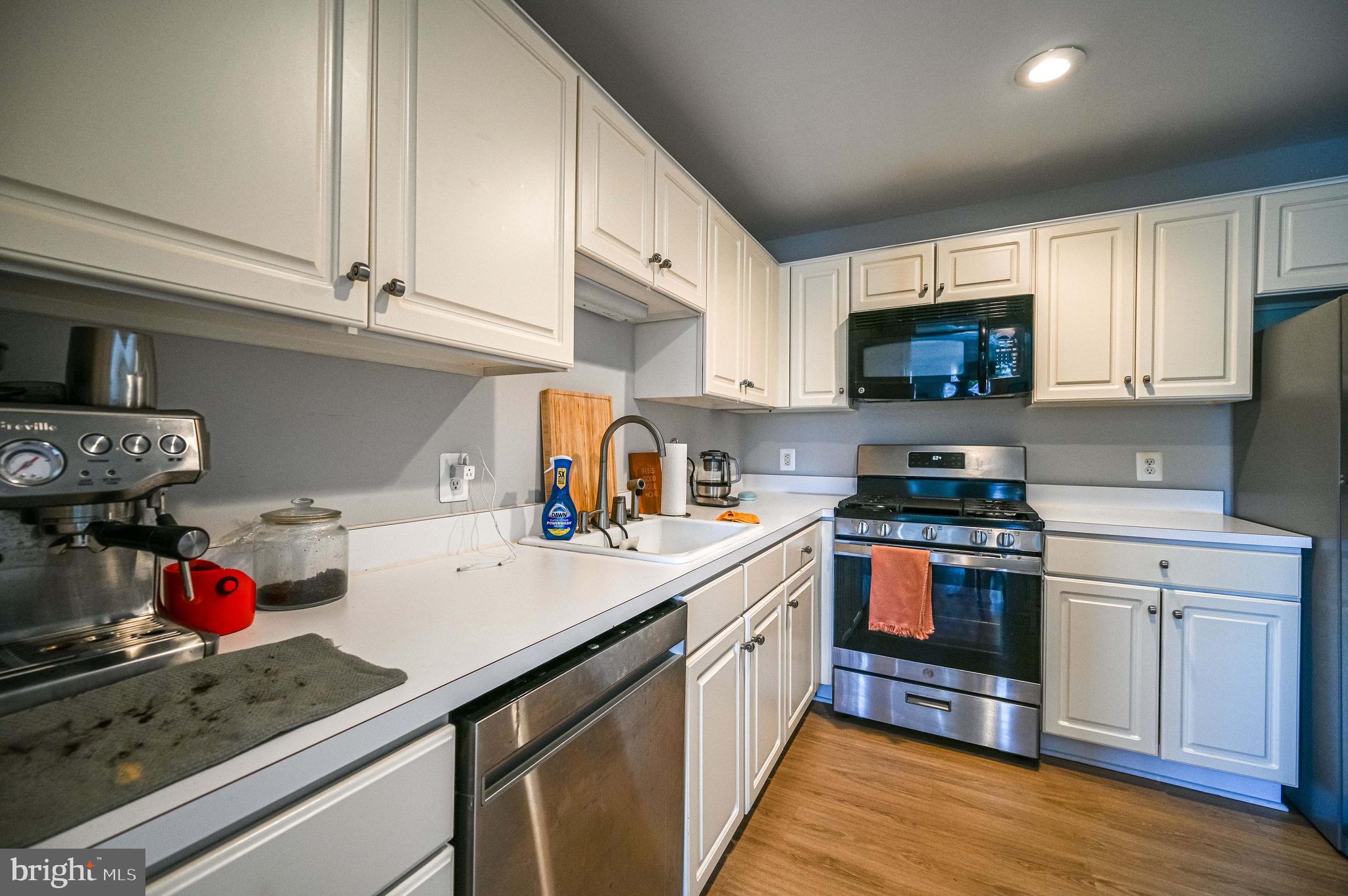 CHATHAM GREEN - Residential Lease