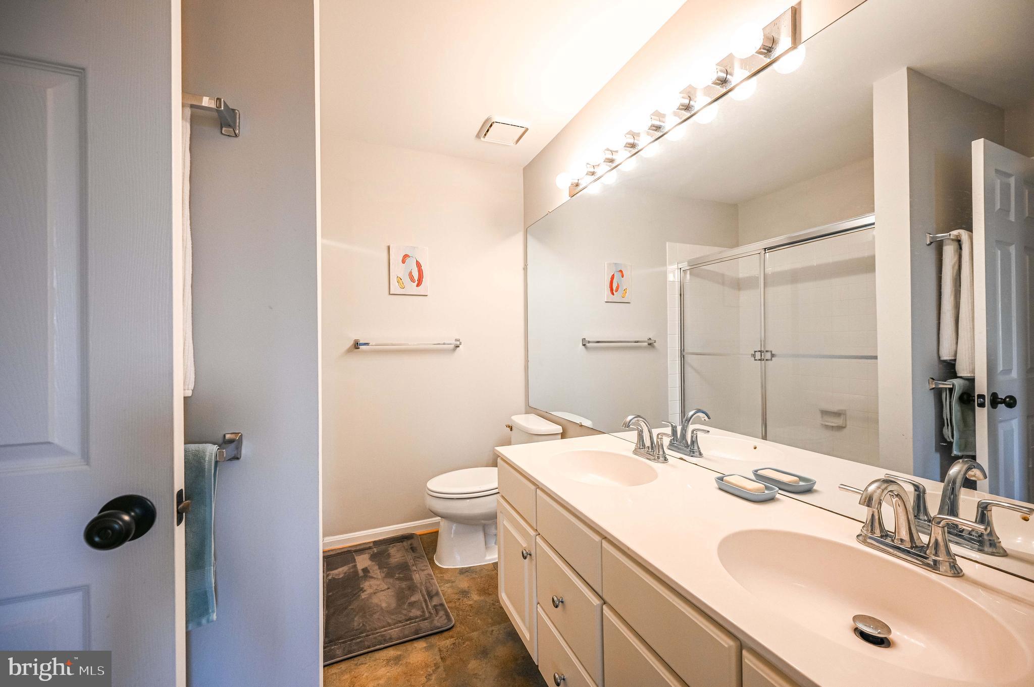 CHATHAM GREEN - Residential Lease