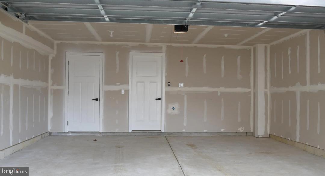 ATWATER - Residential Lease