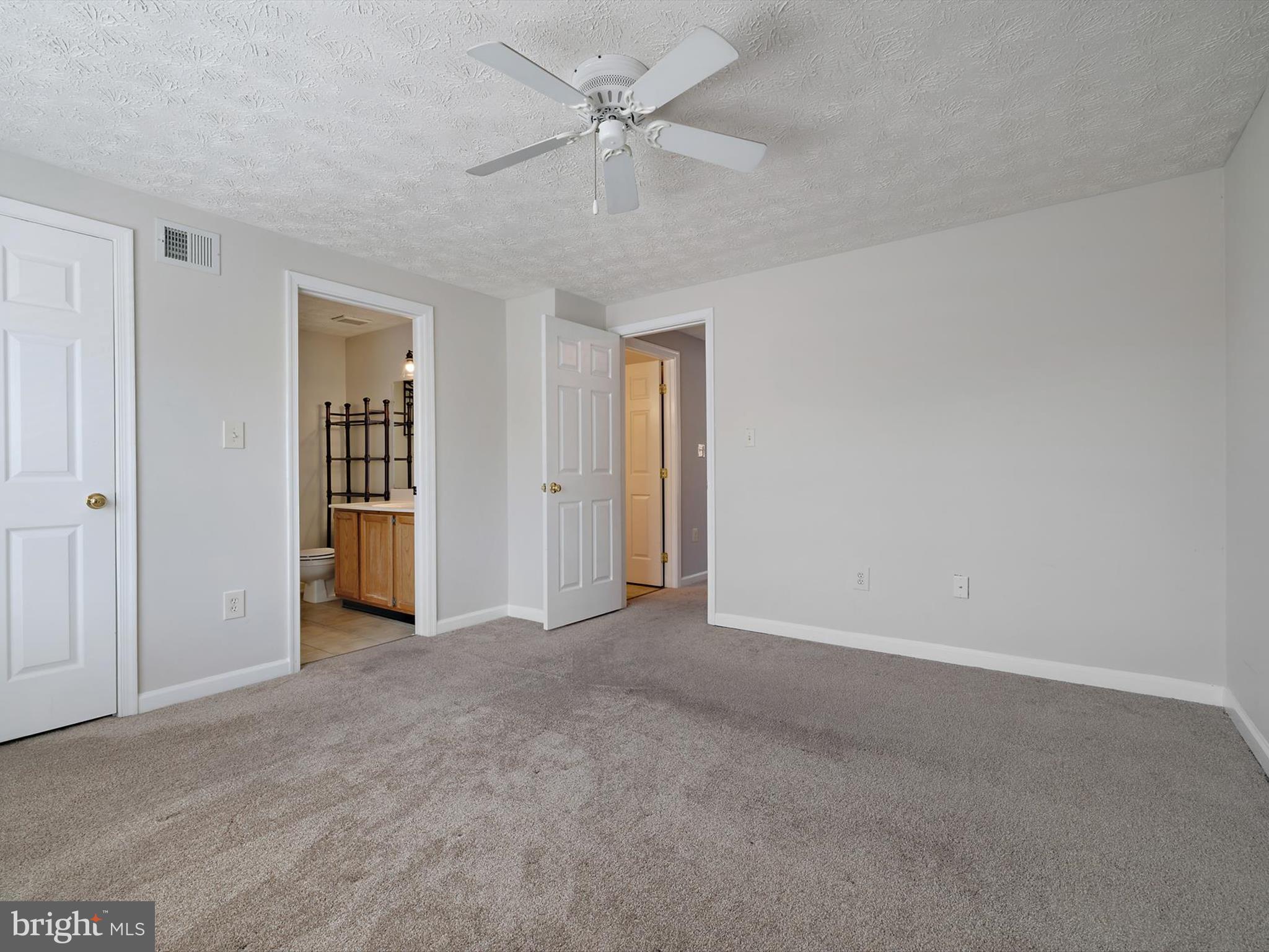 PINEY ORCHARD - Residential