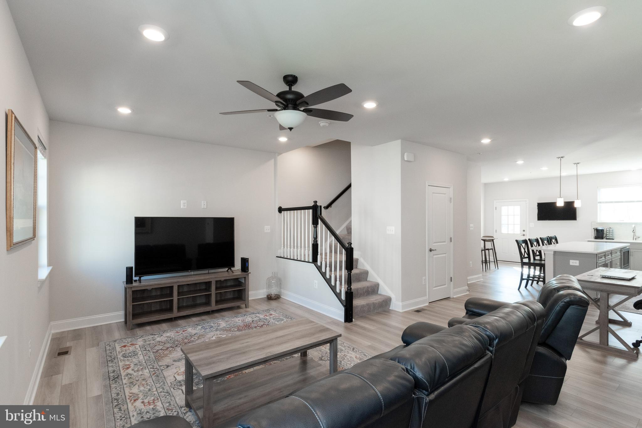 PARKSIDE AT WARFIELD - Residential