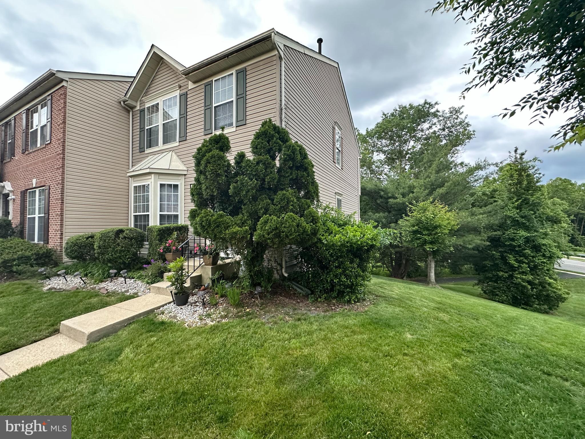10215 GOOSECREEK COURT