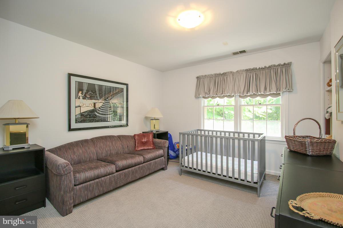 BANNOCKBURN ESTATES - Residential