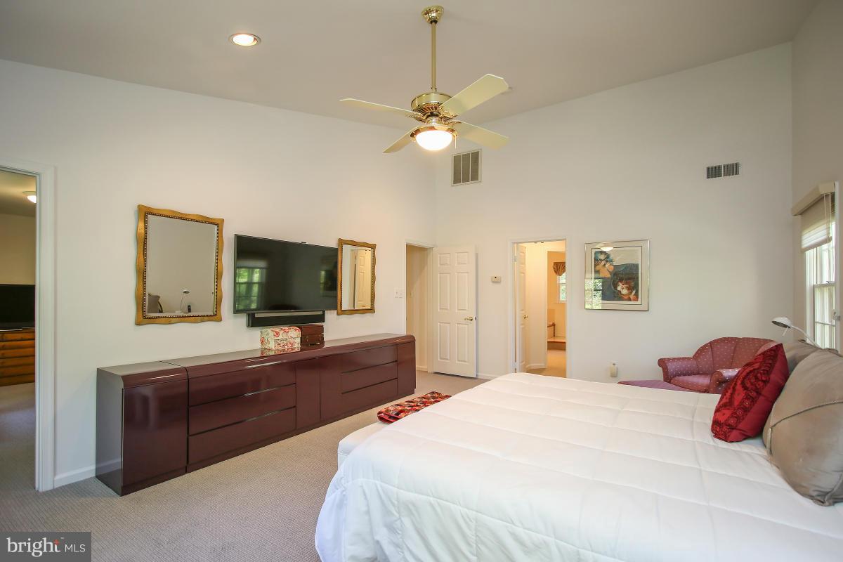 BANNOCKBURN ESTATES - Residential