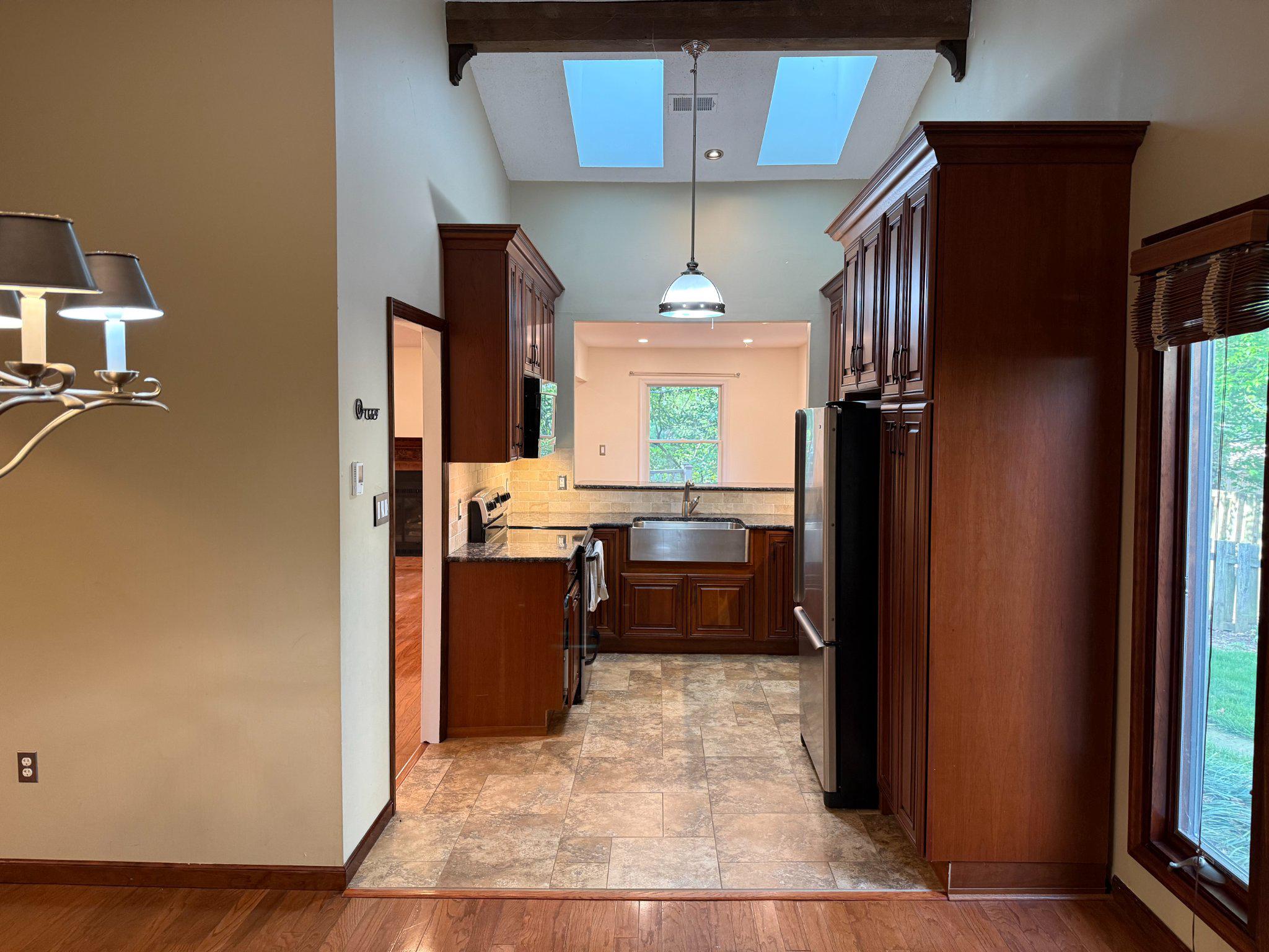 10407 NELLIE WHITE LANE