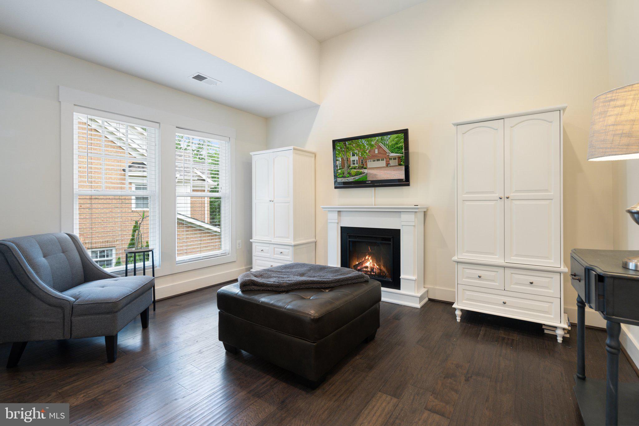 PICKETT'S RESERVE - Residential