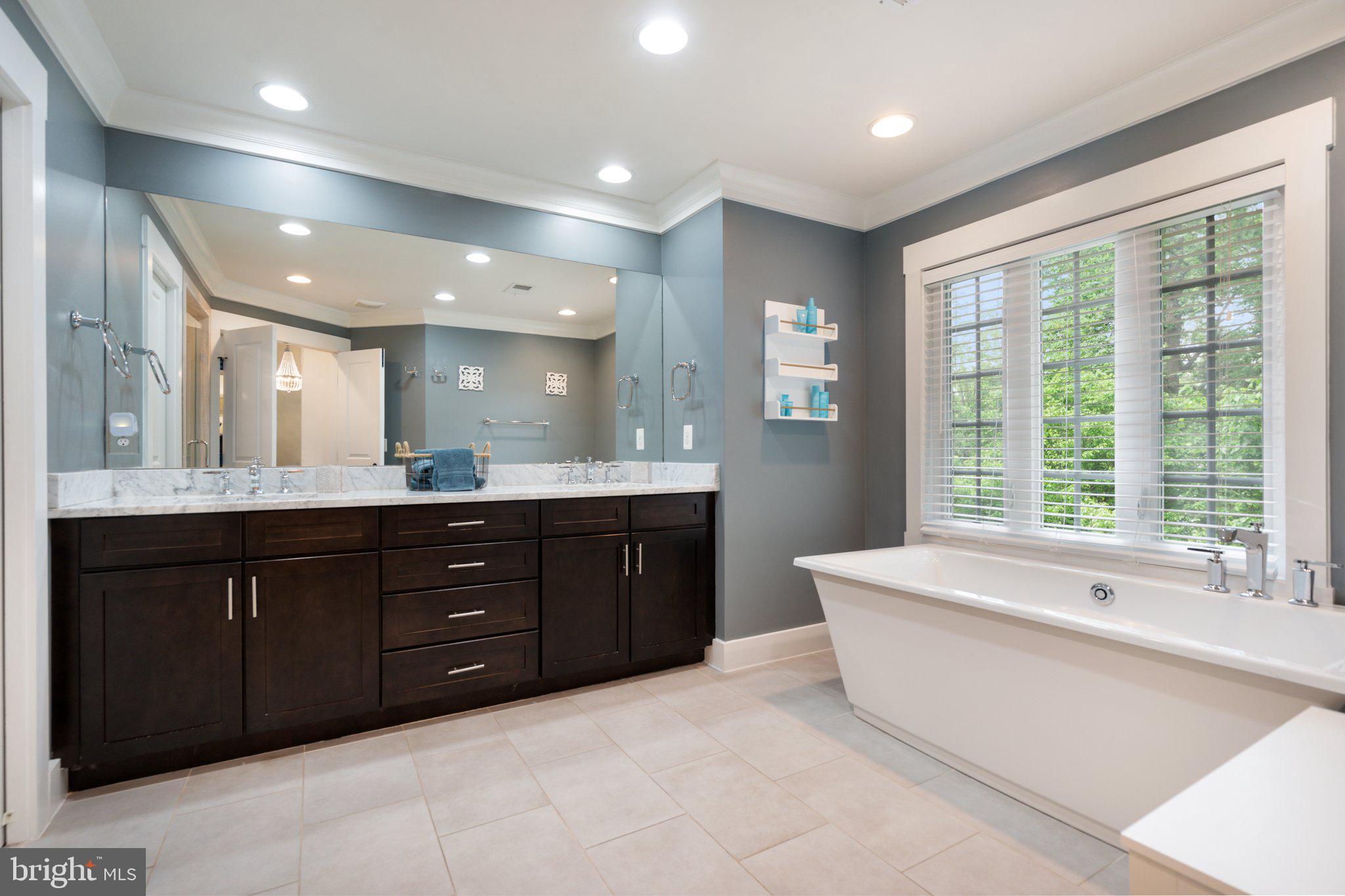 PICKETT'S RESERVE - Residential