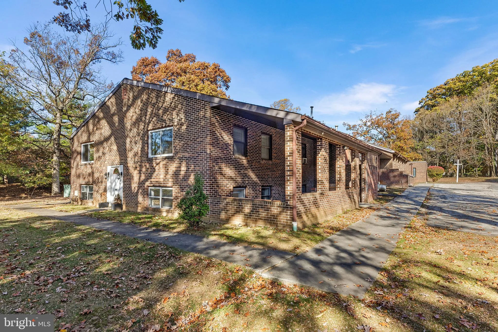 Devon, Pennsylvania 19333, United States, 3 Bedrooms Bedrooms, ,3 BathroomsBathrooms,Residential,Pending,36287