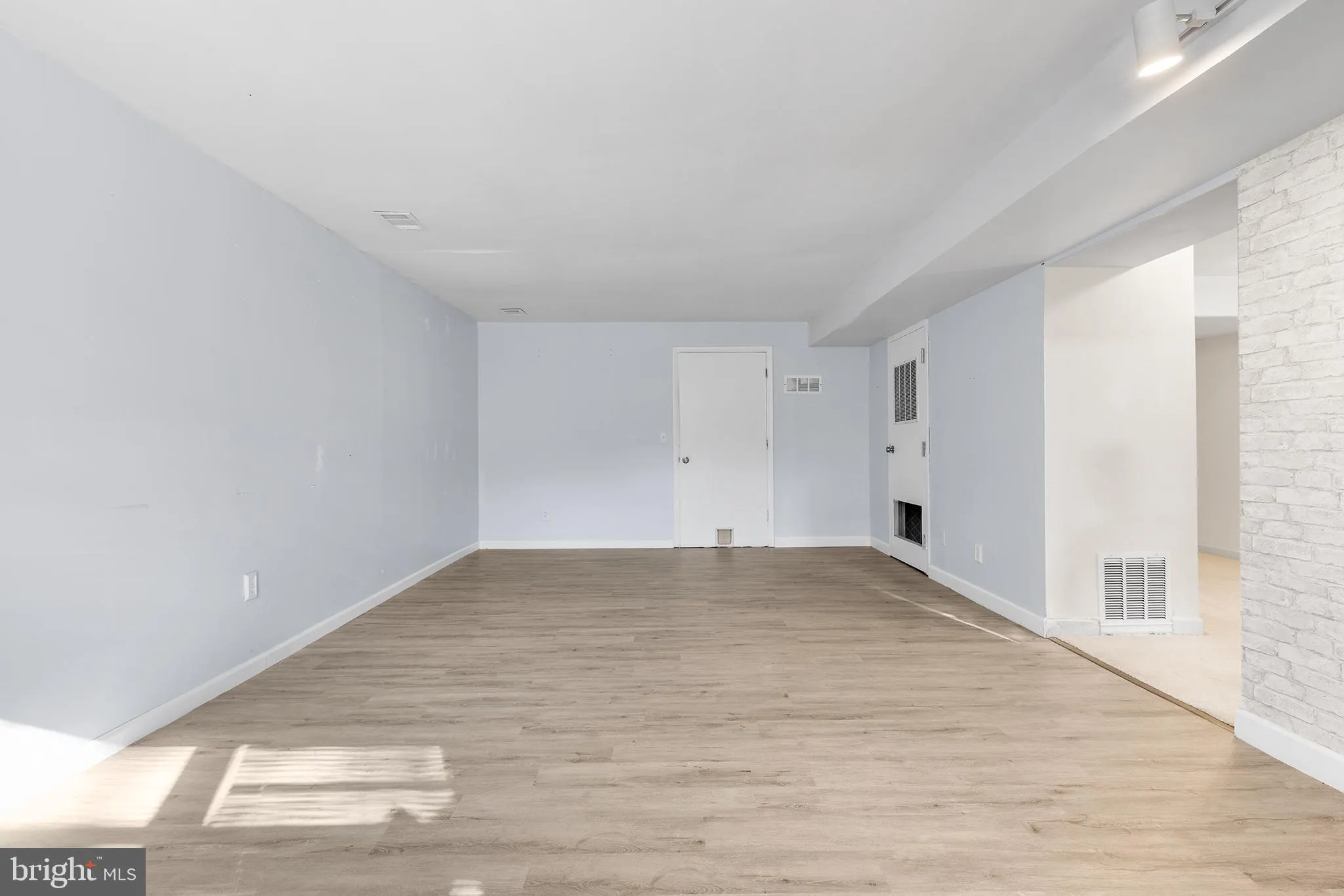 Devon, Pennsylvania 19333, United States, 3 Bedrooms Bedrooms, ,3 BathroomsBathrooms,Residential,Pending,36287