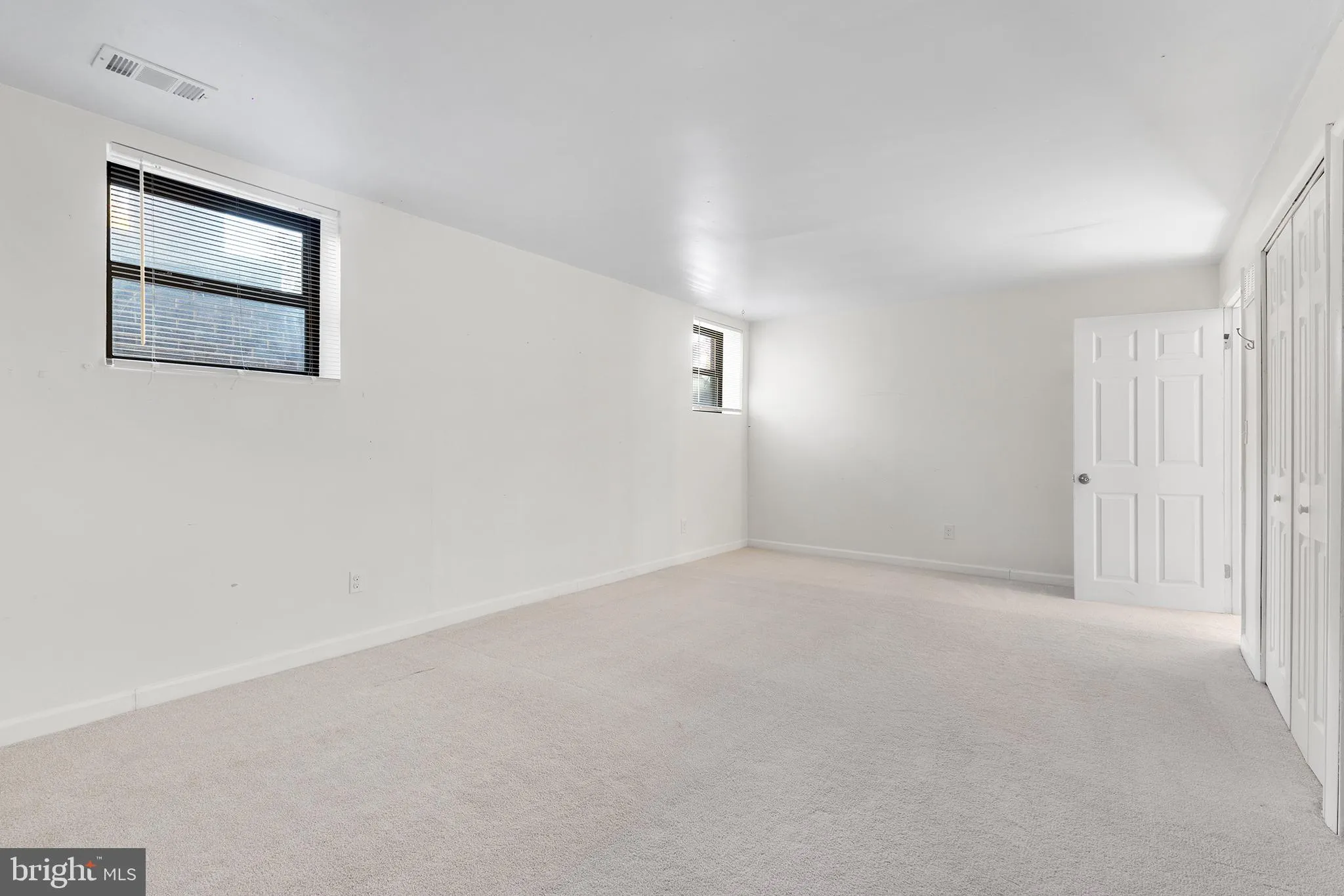 Devon, Pennsylvania 19333, United States, 3 Bedrooms Bedrooms, ,3 BathroomsBathrooms,Residential,Pending,36287