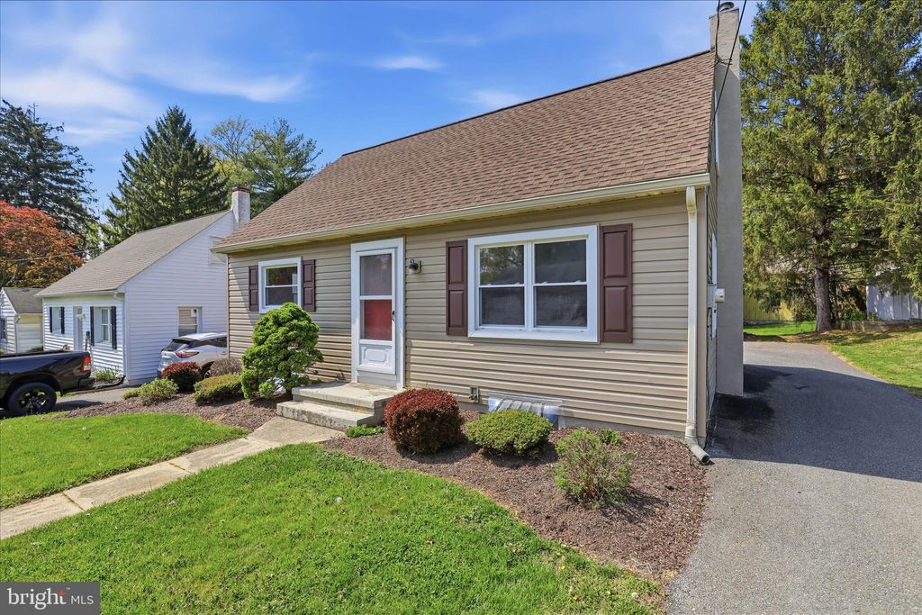 Photo of 4 Red Bud Drive, MILLERSVILLE, PA 17551 (MLS # PALA2084166)