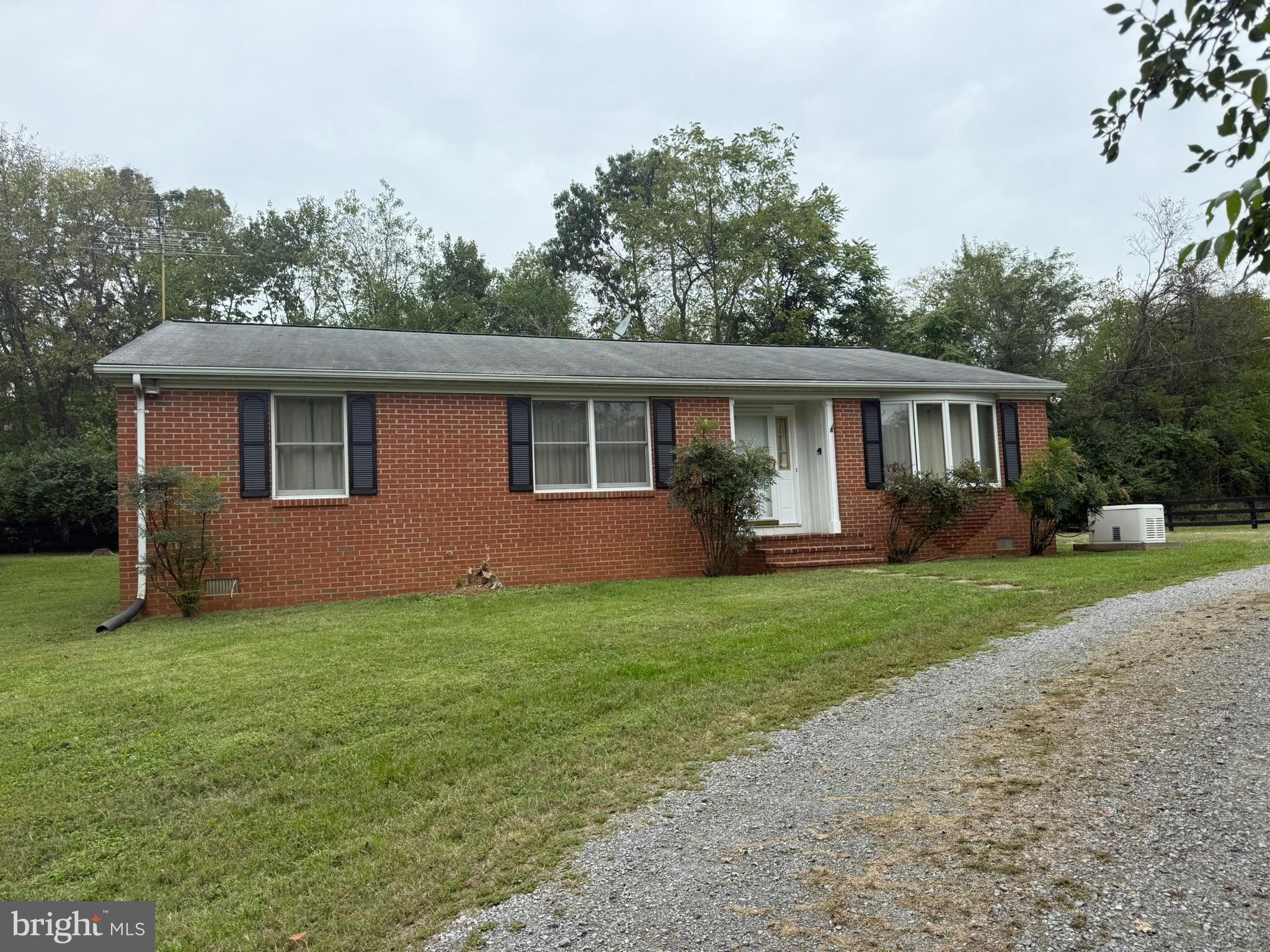 1582 TRIPLE J ROAD
