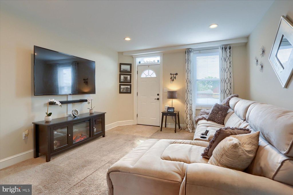 Photo of 437 CHERRY ST, COLUMBIA, PA 17512 (MLS # PALA2033312)