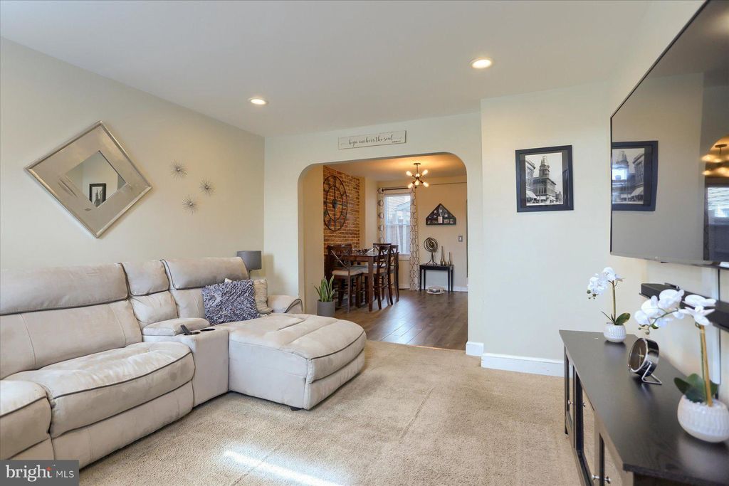 Photo of 437 CHERRY ST, COLUMBIA, PA 17512 (MLS # PALA2033312)