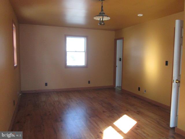WEST EARL - Residential