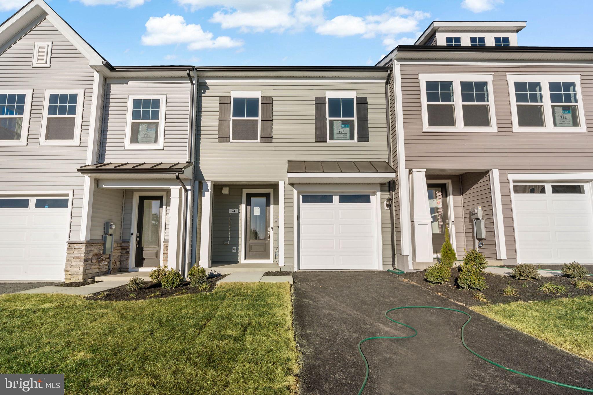 SOUTH BROOK - Residential