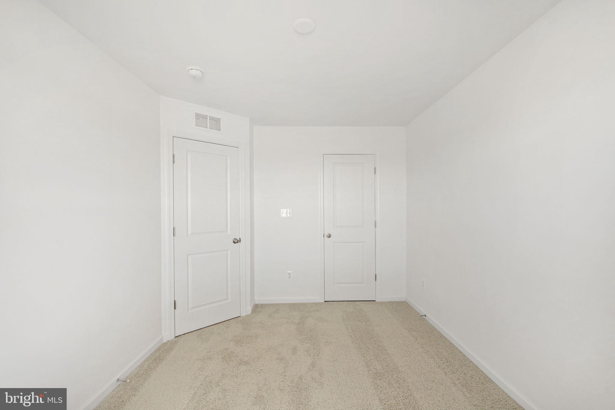 SOUTH BROOK - Residential