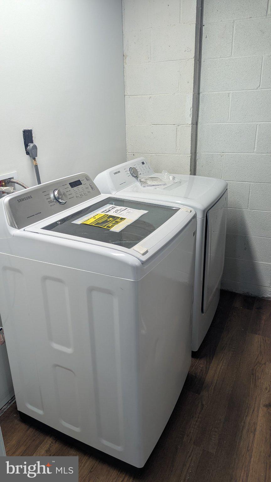 ROLLINGWOOD VILLAGE - Residential