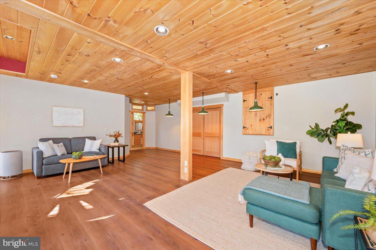 COCKEYSVILLE - Residential