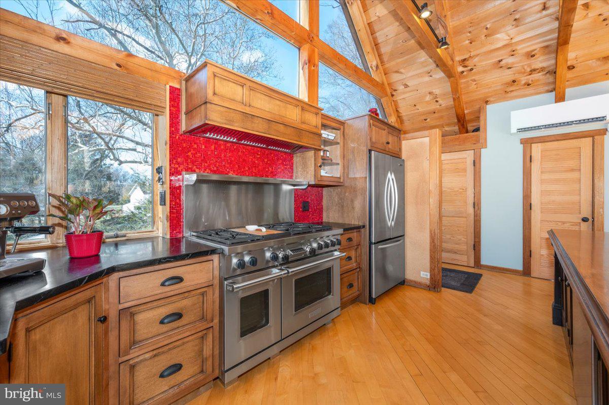 COCKEYSVILLE - Residential