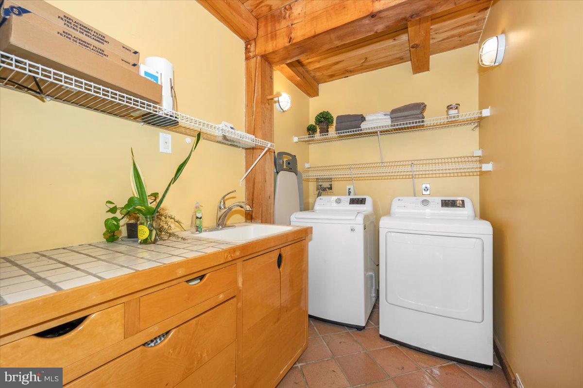 COCKEYSVILLE - Residential