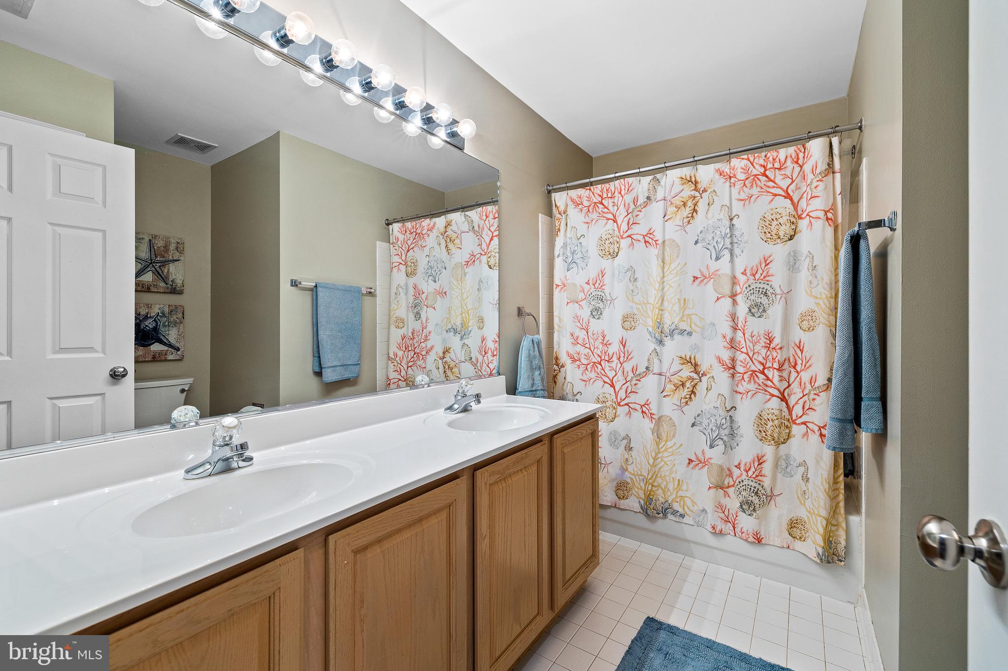 FOXHALL FARM - Residential