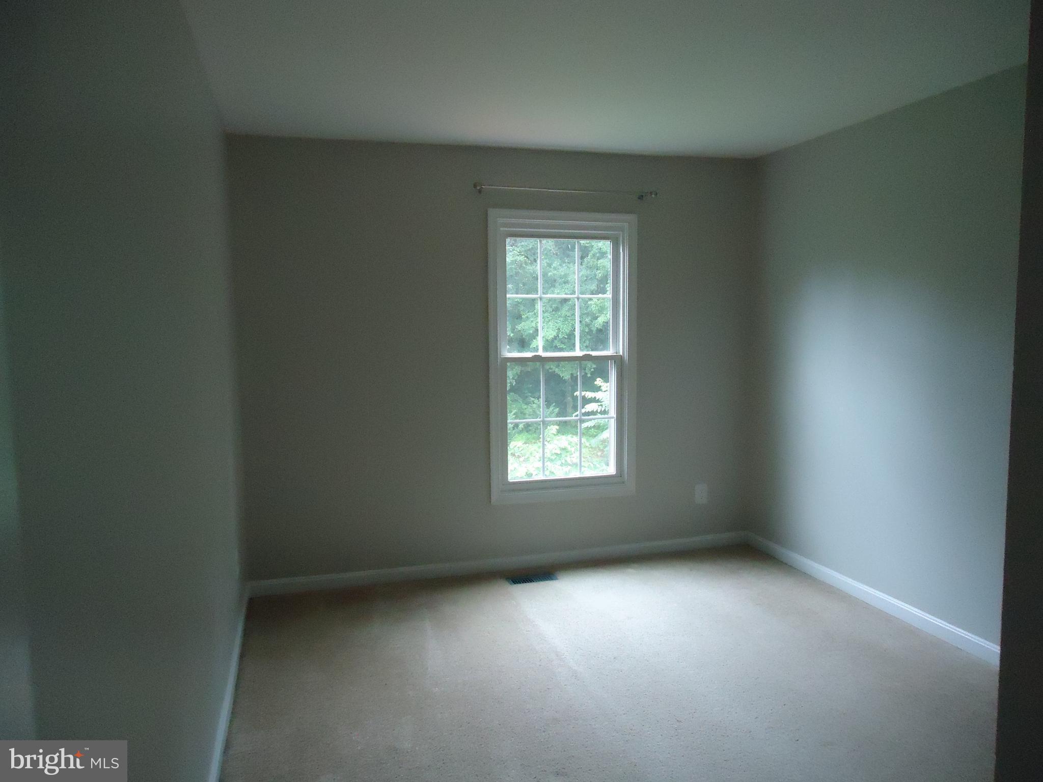 ARMFIELD FARMS - Residential Lease