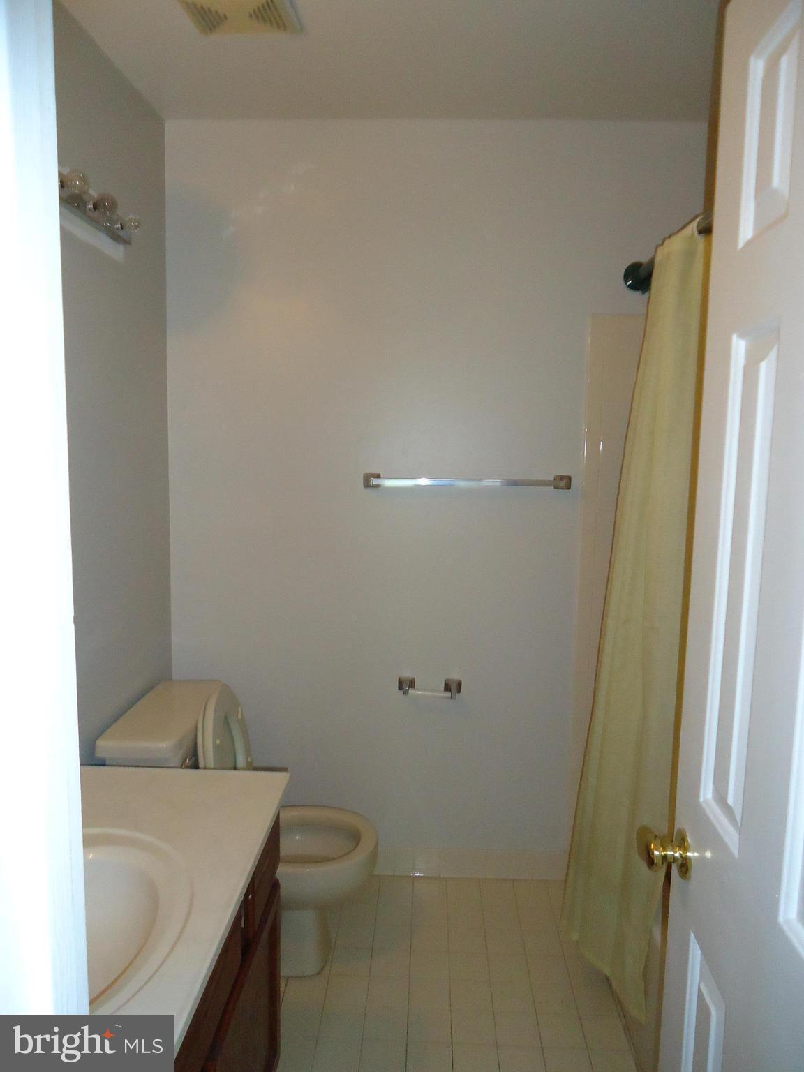 ARMFIELD FARMS - Residential Lease