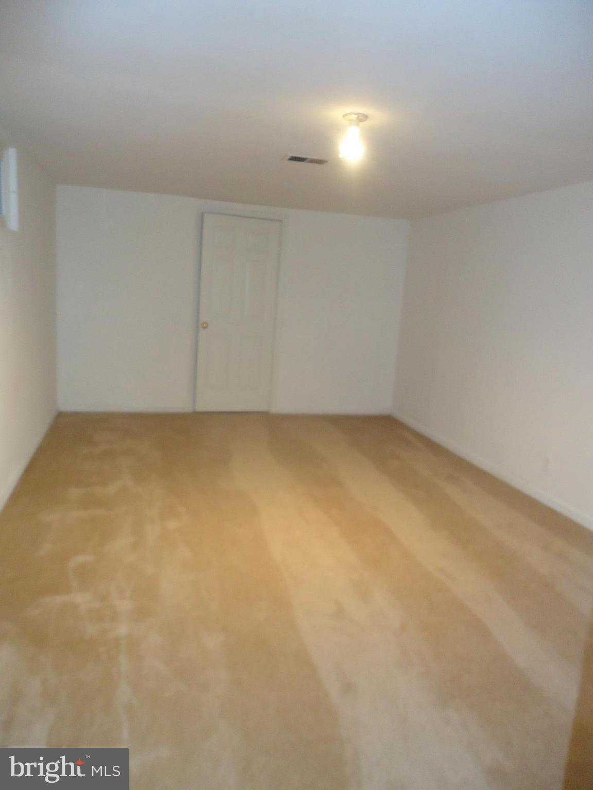 ARMFIELD FARMS - Residential Lease