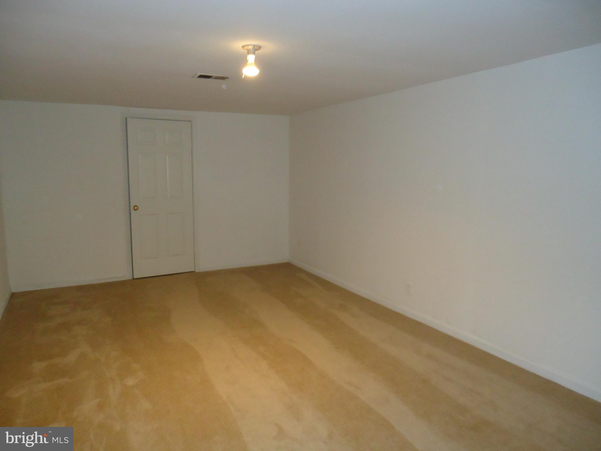 ARMFIELD FARMS - Residential Lease