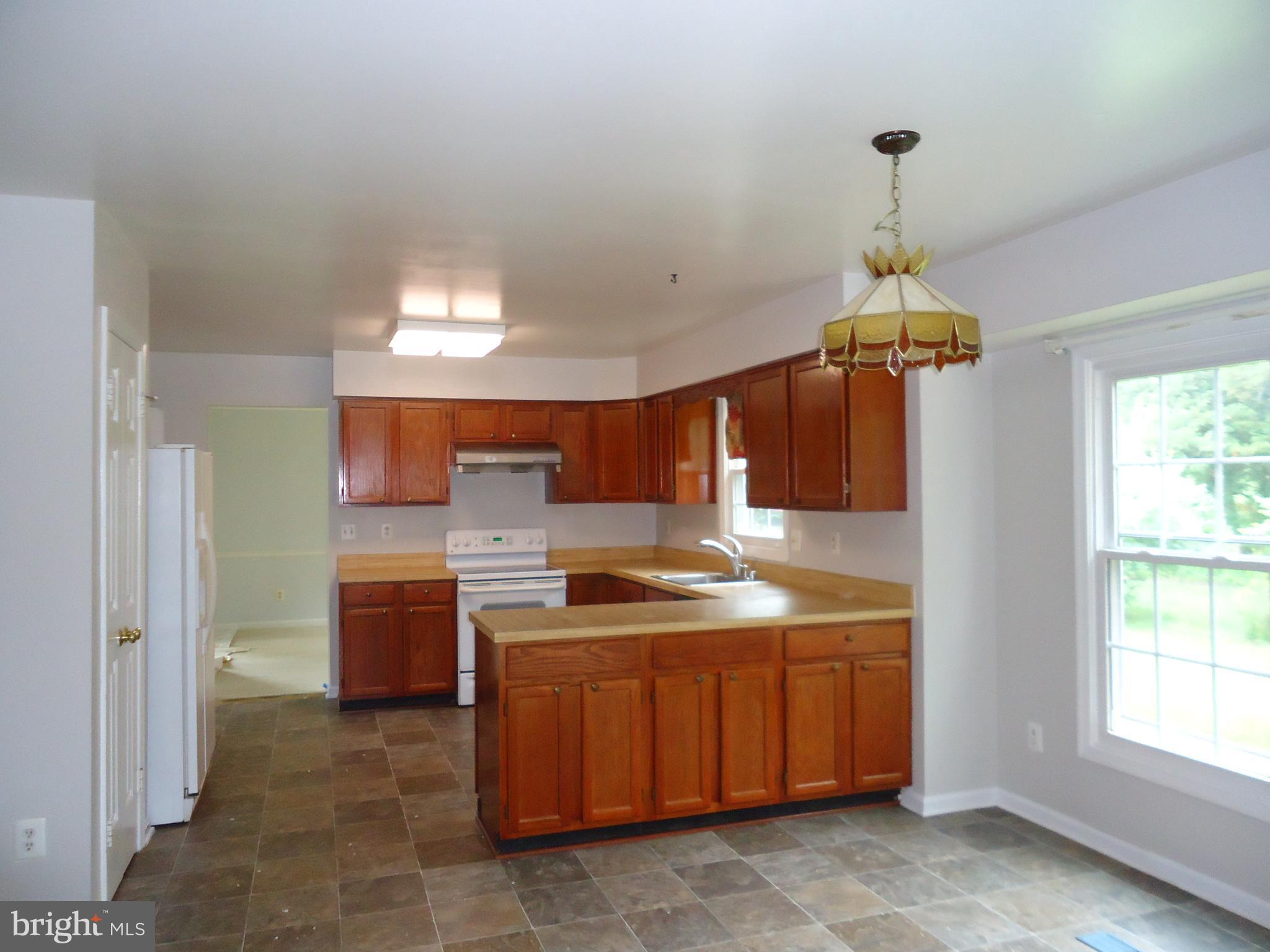 ARMFIELD FARMS - Residential Lease