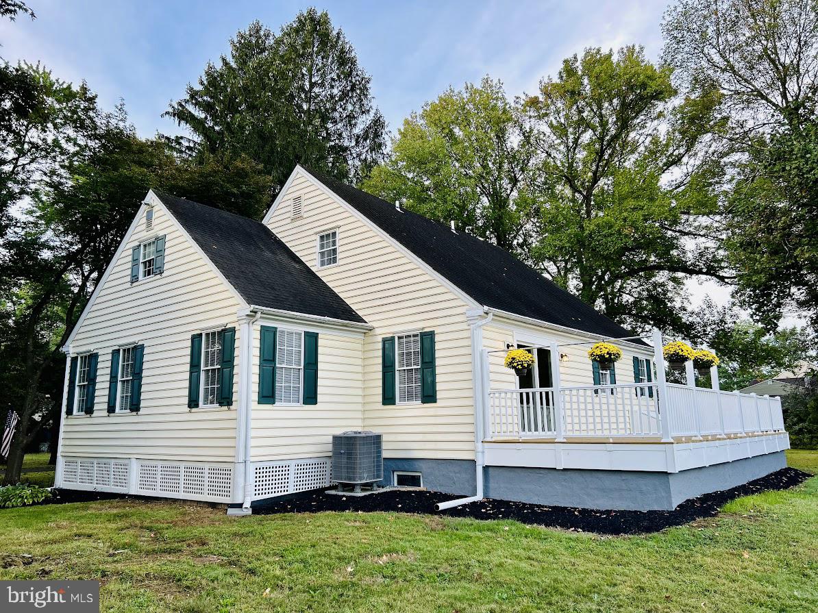 ELMWOOD TERR - Residential