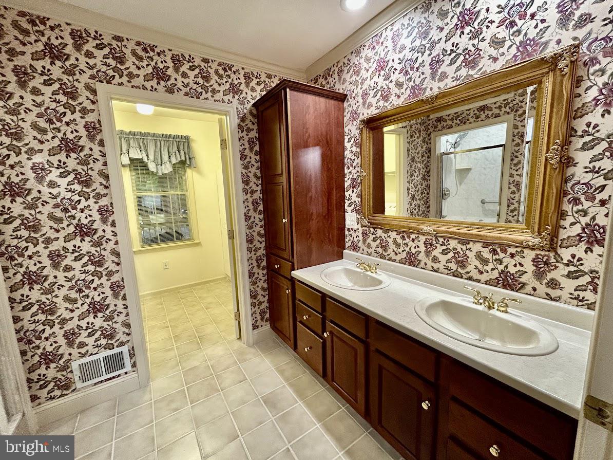 ELMWOOD TERR - Residential