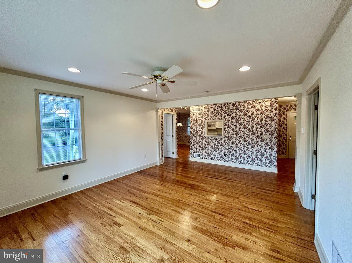 ELMWOOD TERR - Residential