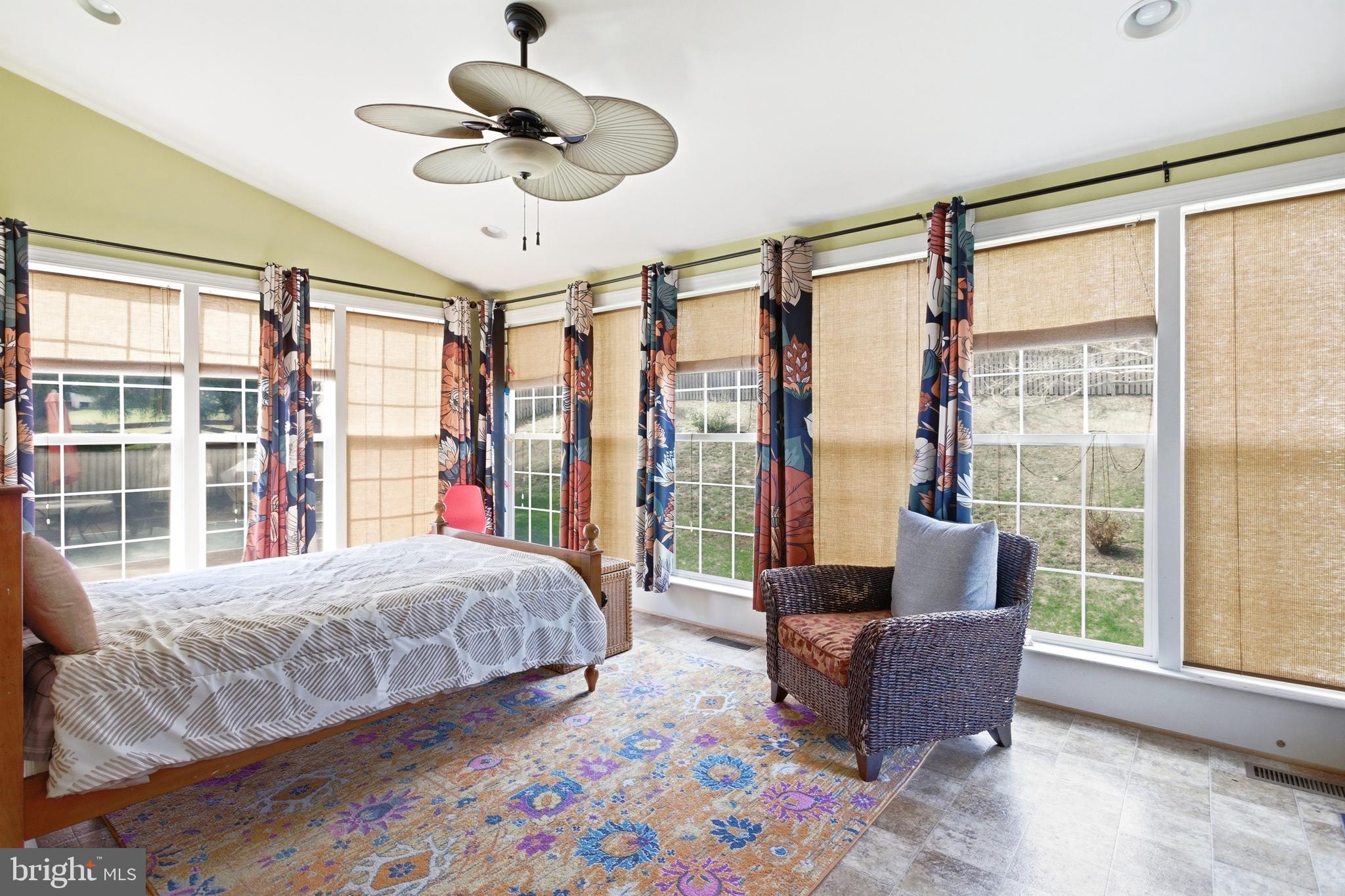 THE ESTATES OF FOREST RI - Residential