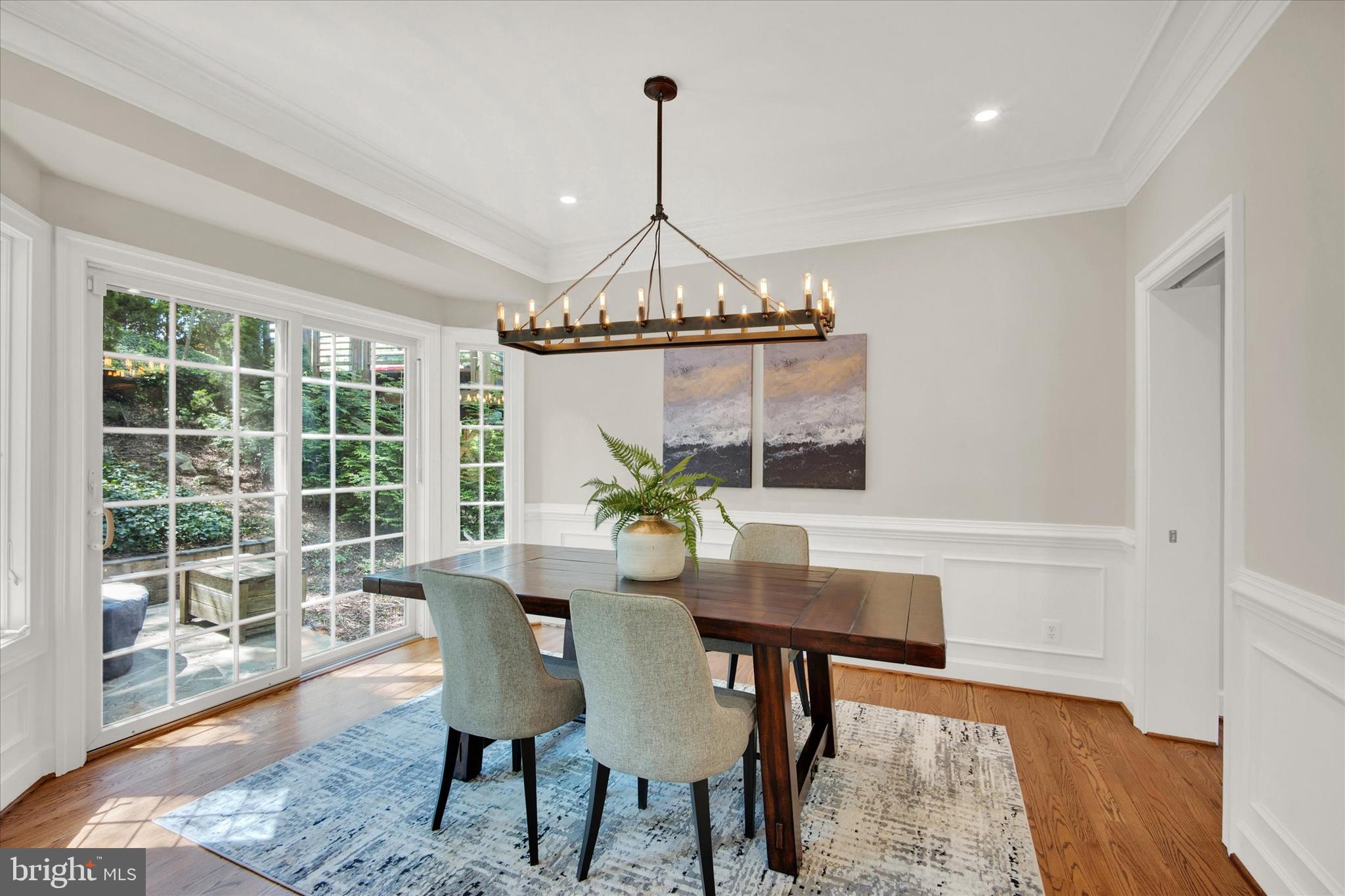 MAYWOOD - Residential