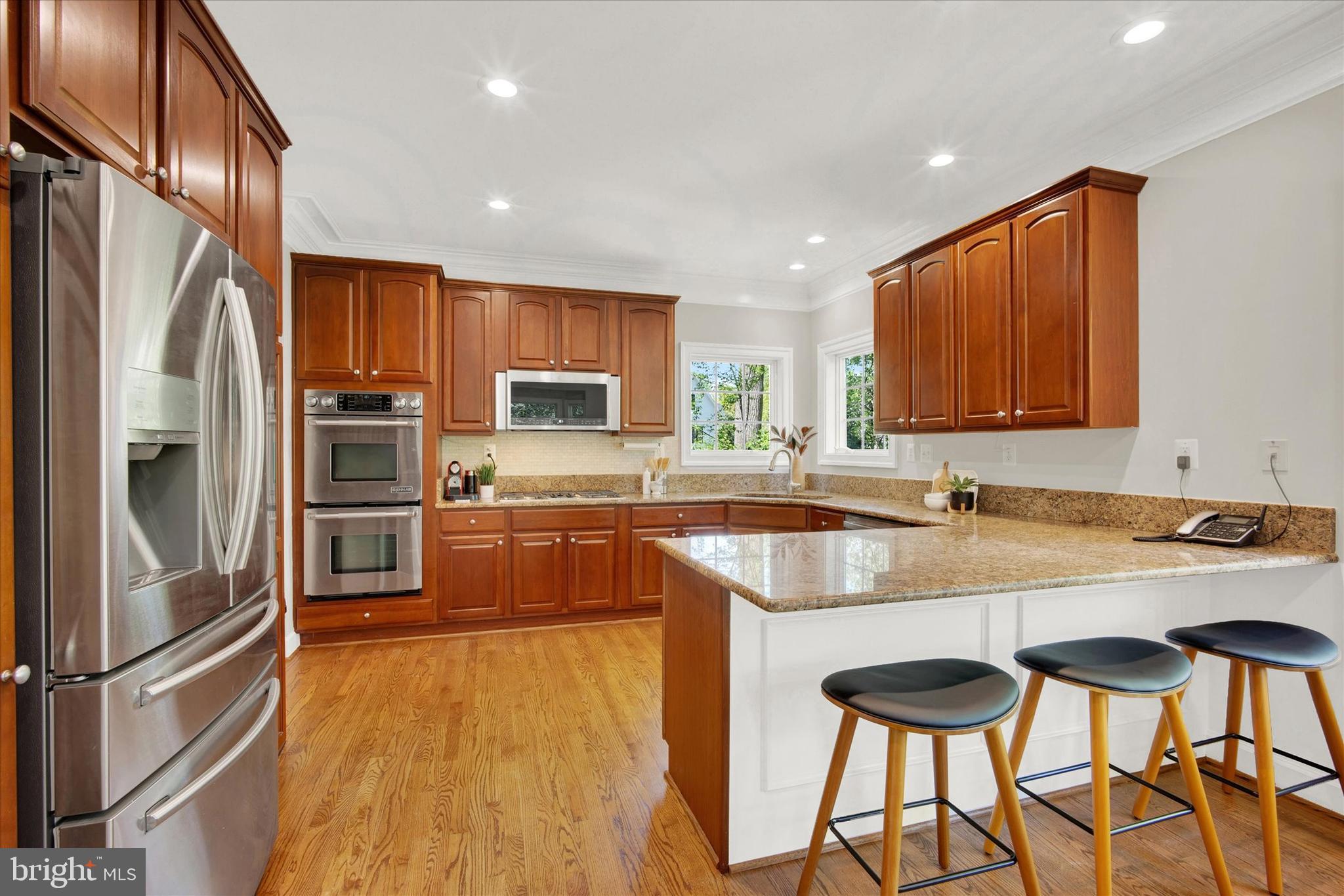 MAYWOOD - Residential