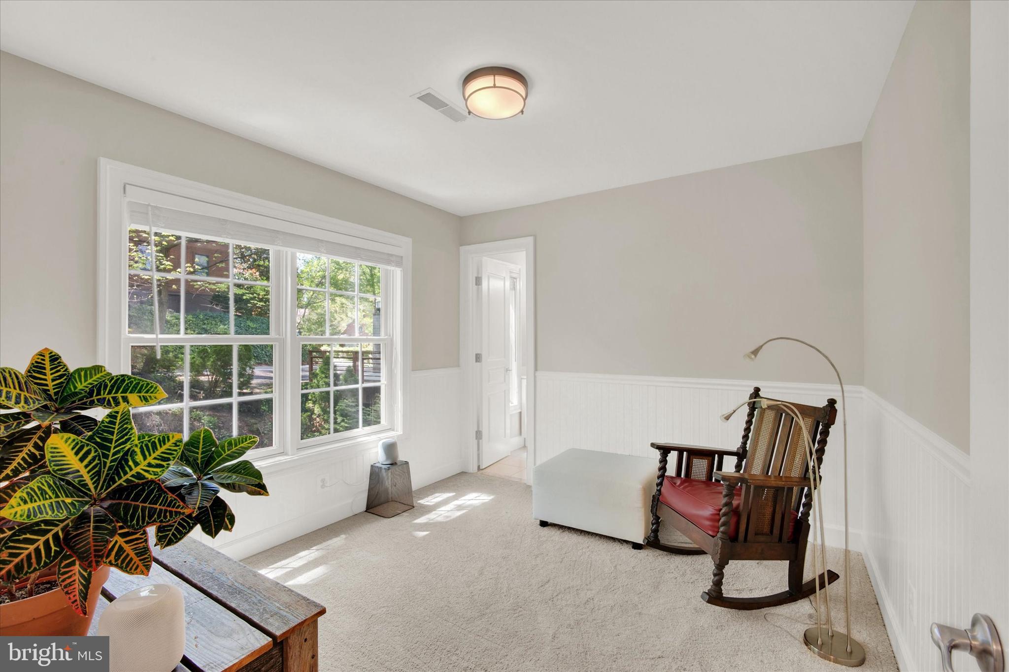 MAYWOOD - Residential