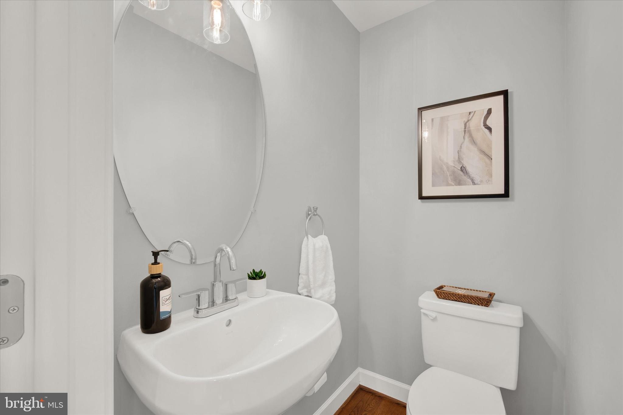 MAYWOOD - Residential